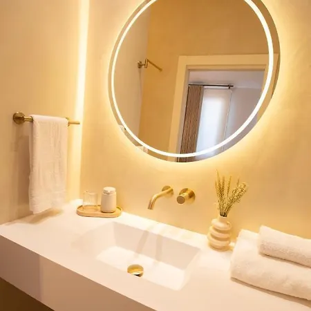 Alux Boutique 2*